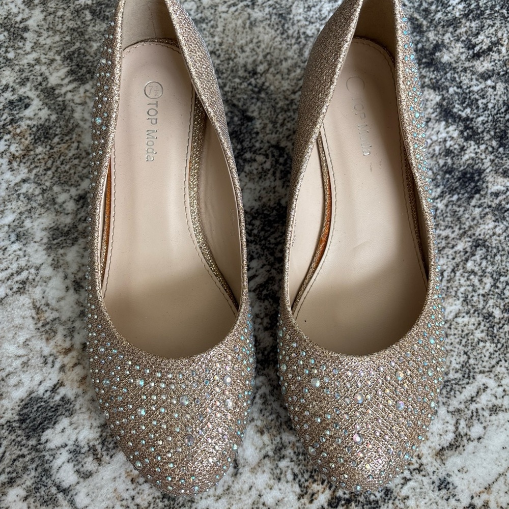 TOP Moda Women's Sparkling Flats - Gold and Silver